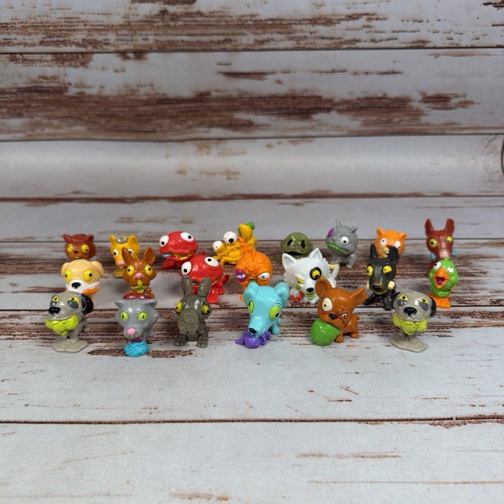 Moose Ugglys Pet Shop Figures Lot of 21 Ugly Ugliest Collectibles